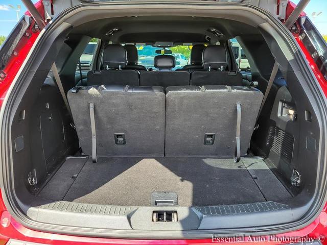 Photo of 2020 Rapid Red Metallic Tinted Clearcoat Ford Explorer