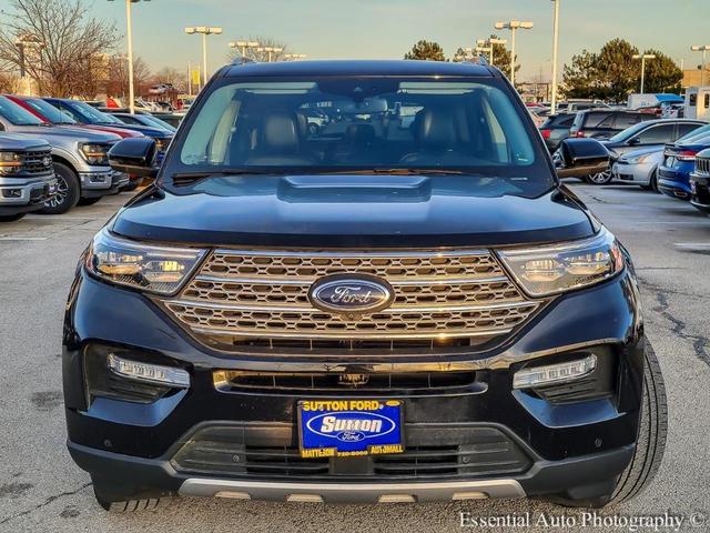 Photo of 2022 Green Ford Explorer