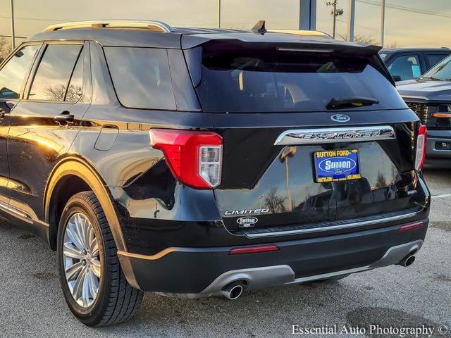Photo of 2022 Green Ford Explorer
