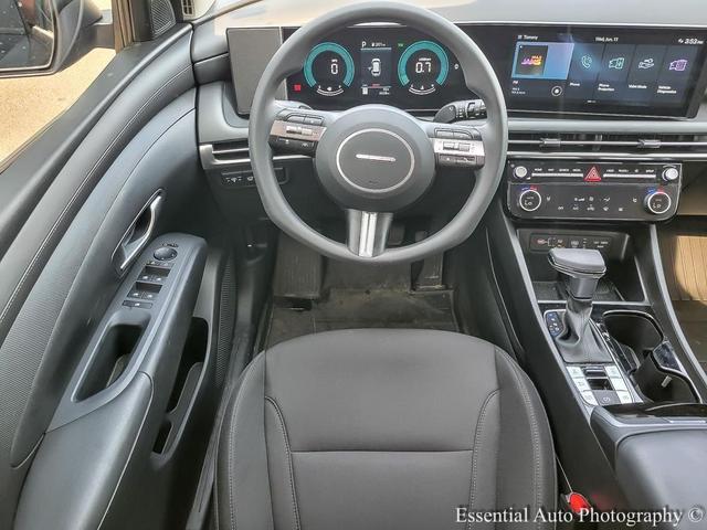 Photo of 2025 Phantom Black Hyundai TUCSON