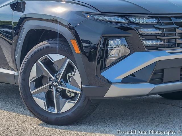Photo of 2025 Phantom Black Hyundai TUCSON