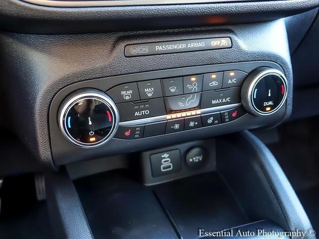 Photo of 2025 Carbonized Gray Metallic Ford Escape
