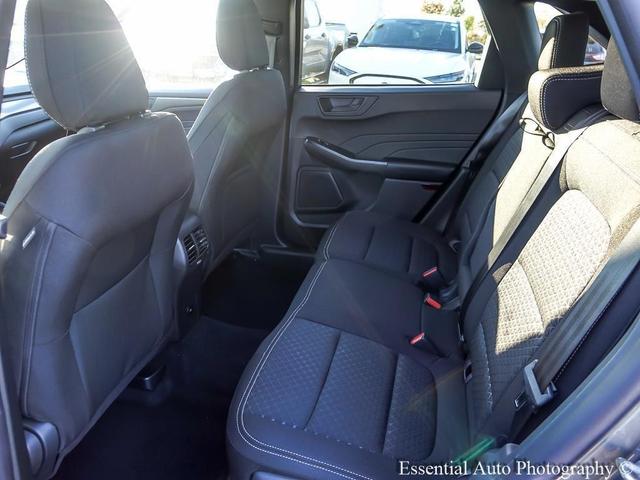 Photo of 2025 Carbonized Gray Metallic Ford Escape