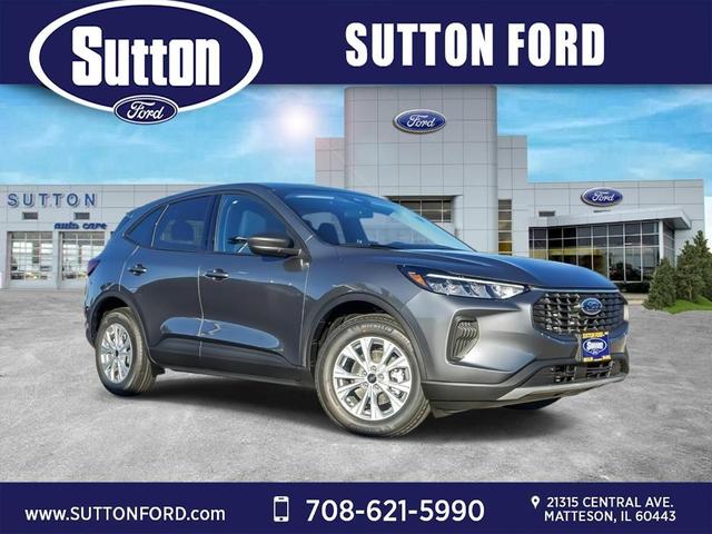 Photo of 2025 Carbonized Gray Metallic Ford Escape