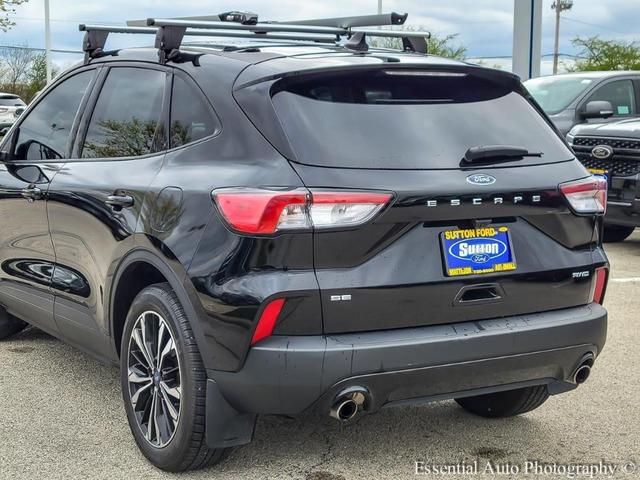 Photo of 2022 Black Ford Escape