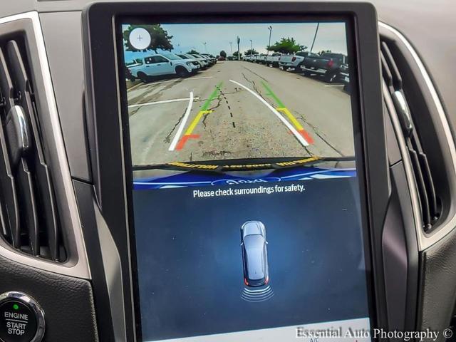Photo of 2023 Black Ford Edge