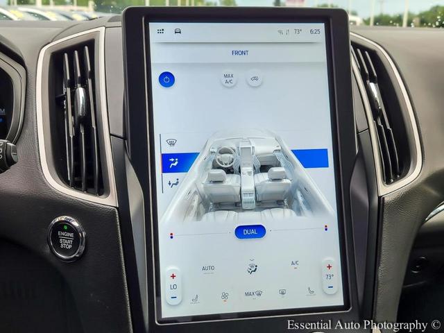 Photo of 2023 Black Ford Edge