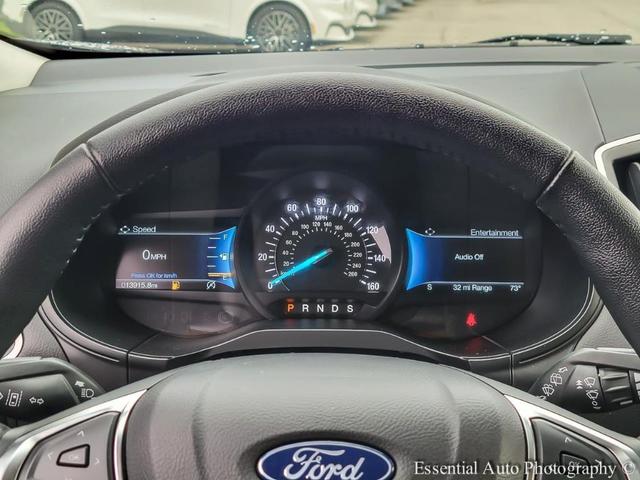 Photo of 2023 Black Ford Edge