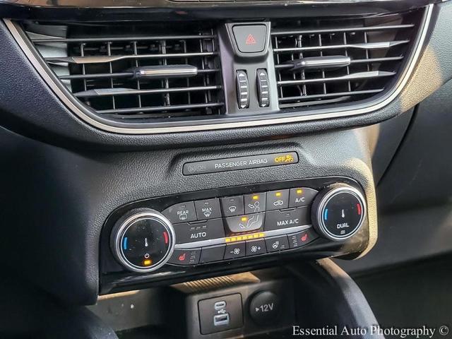 Photo of 2022 Agate Black Metallic Ford Escape