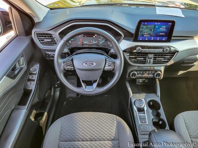 Photo of 2022 Agate Black Metallic Ford Escape