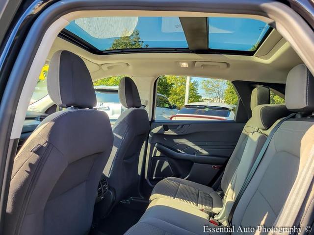 Photo of 2022 Agate Black Metallic Ford Escape