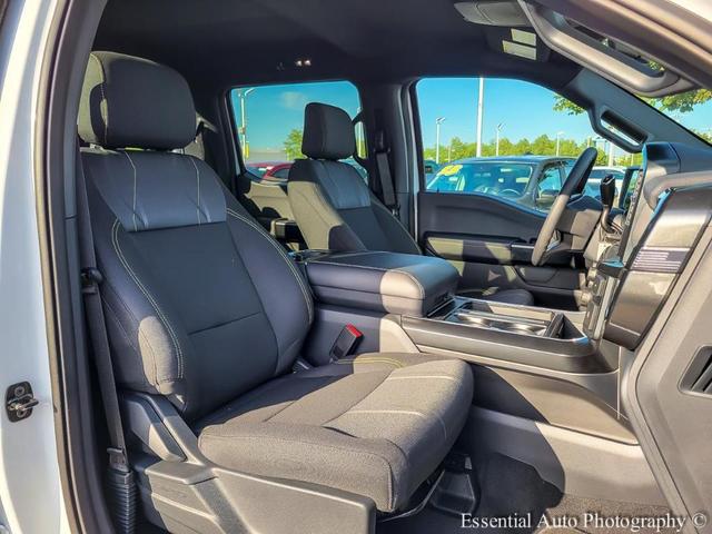 Photo of 2025 White Ford F-150