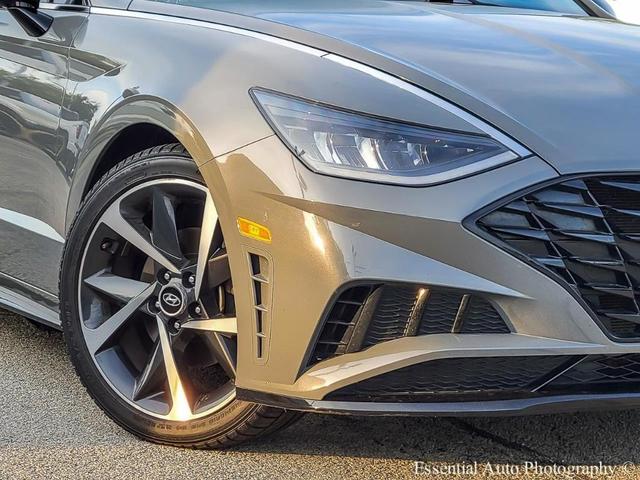 Photo of 2023 Hampton Gray Hyundai SONATA