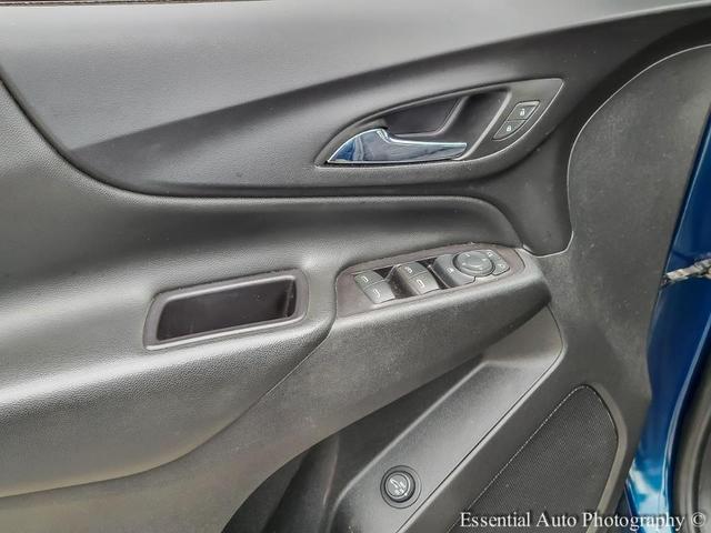 Photo of 2020 Pacific Blue Metallic Chevrolet Equinox