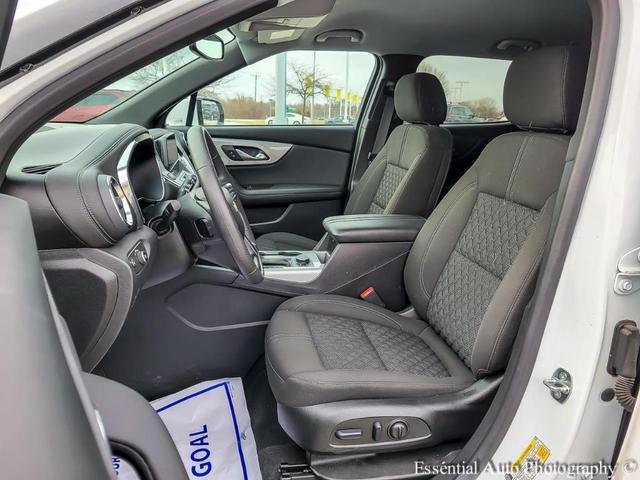 Photo of 2022 Summit White Chevrolet Blazer