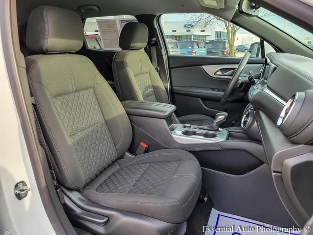 Photo of 2022 Summit White Chevrolet Blazer
