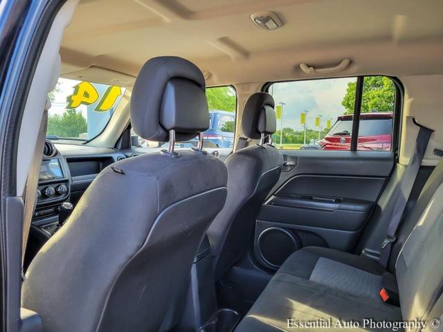 Photo of 2014 Black Clearcoat Jeep Patriot