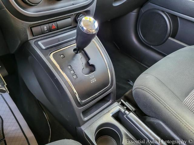 Photo of 2014 Black Clearcoat Jeep Patriot