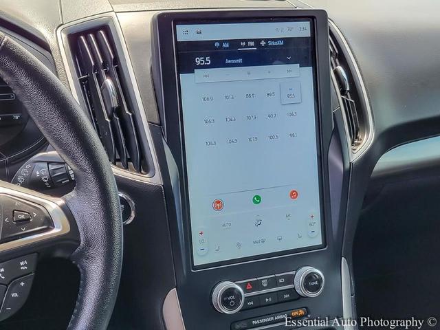 Photo of 2023 Black Ford Edge