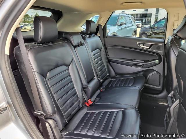 Photo of 2023 Black Ford Edge