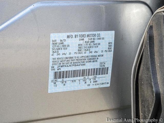 Photo of 2023 Black Ford Edge