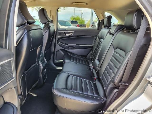 Photo of 2023 Black Ford Edge