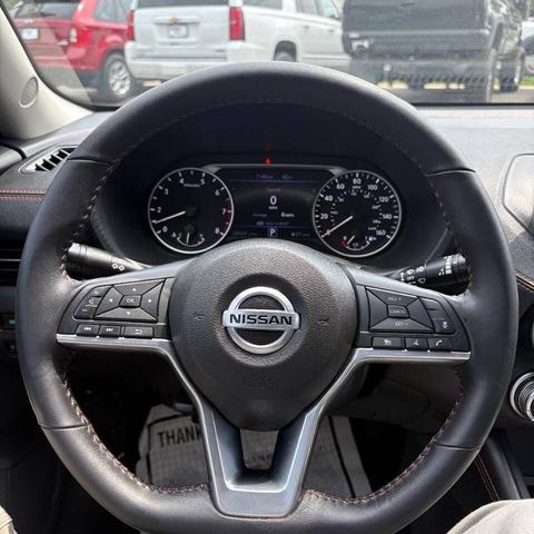 Photo of 2021 Aspen White Nissan Sentra