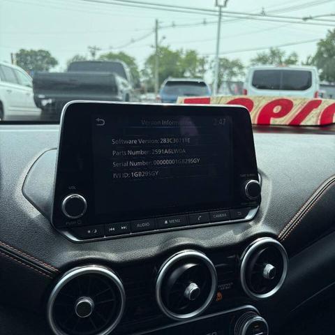 Photo of 2021 Aspen White Nissan Sentra