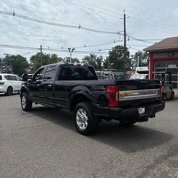 Photo of 2022 Agate Black Ford F-350