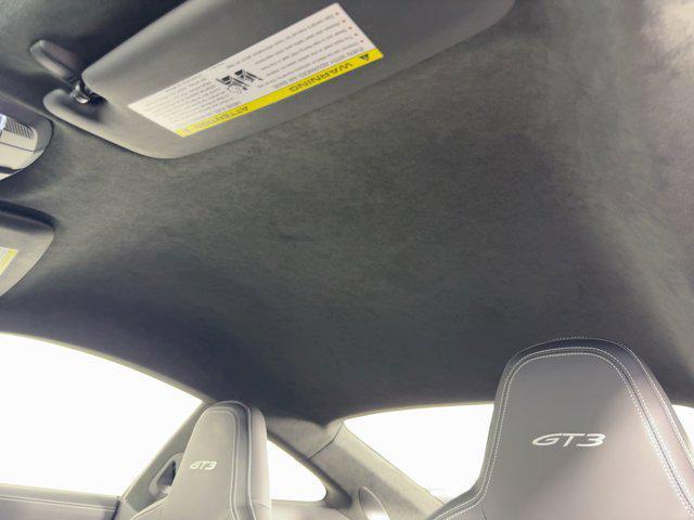 Photo of 2022 Silver Porsche 911