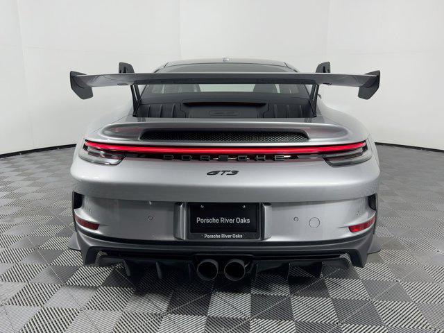 Photo of 2022 Silver Porsche 911