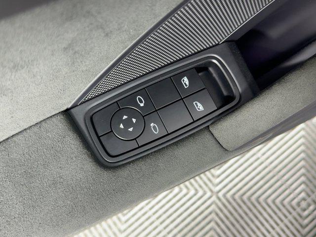 Photo of 2022 Silver Porsche 911