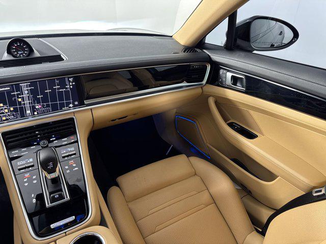 Photo of 2023 Jet Black Metallic Porsche Panamera