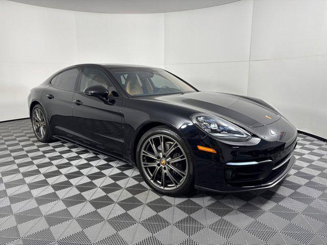 Photo of 2023 Jet Black Metallic Porsche Panamera