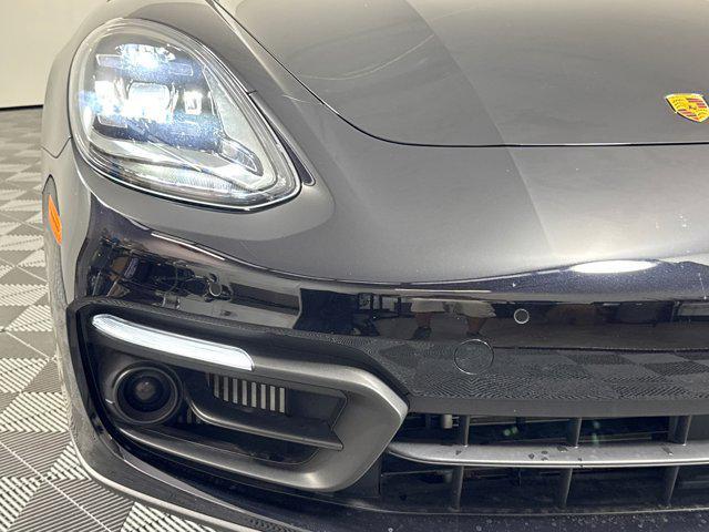 Photo of 2023 Jet Black Metallic Porsche Panamera