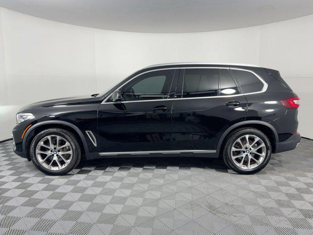 Photo of 2022 Jet Black BMW X5