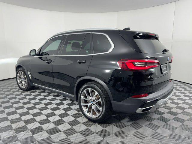 Photo of 2022 Jet Black BMW X5