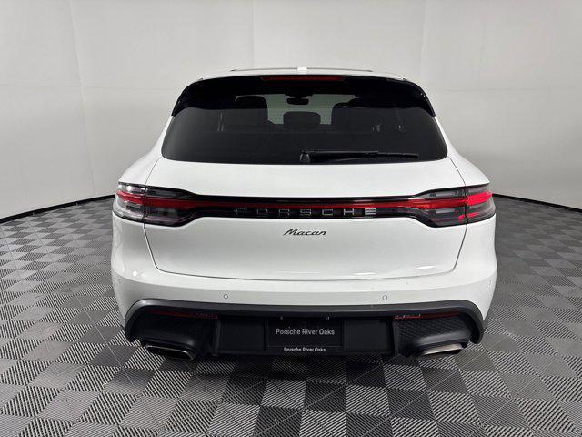 Photo of 2025 White Porsche Macan
