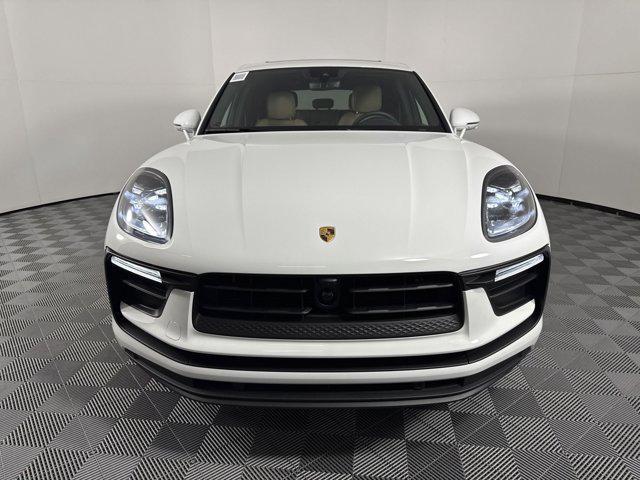 Photo of 2025 White Porsche Macan