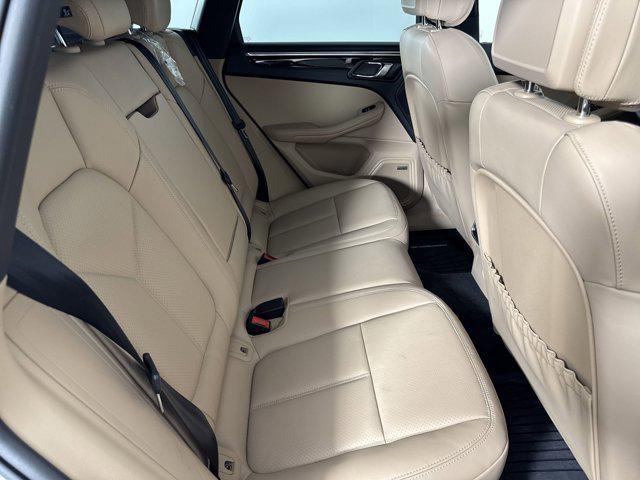 Photo of 2025 White Porsche Macan