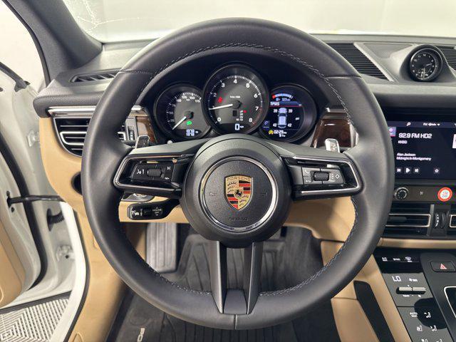 Photo of 2025 White Porsche Macan