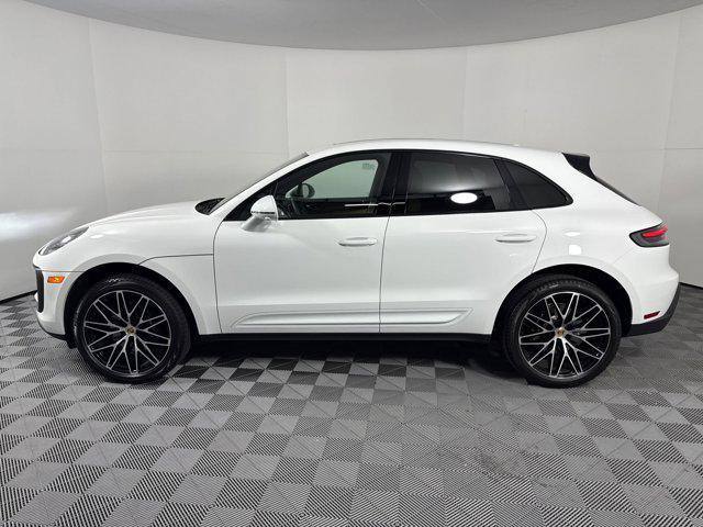 Photo of 2025 White Porsche Macan