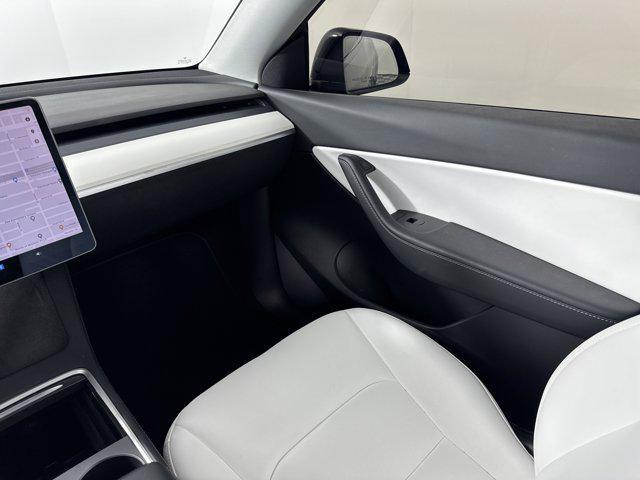 Photo of 2022 Solid Black Tesla Model Y