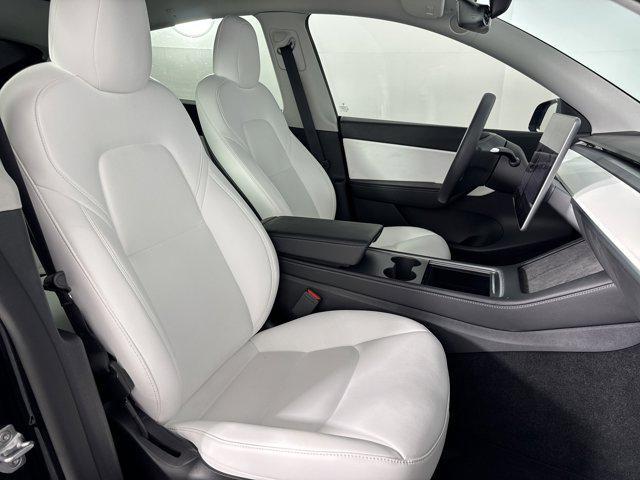Photo of 2022 Solid Black Tesla Model Y