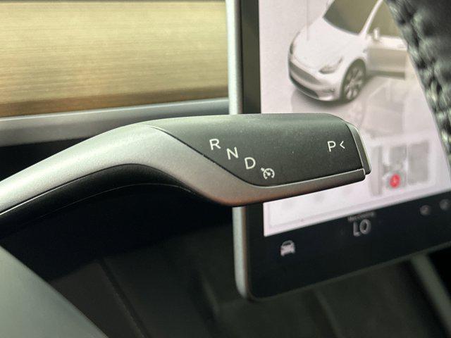 Photo of 2023 Pearl White Multi-Coat Tesla Model Y