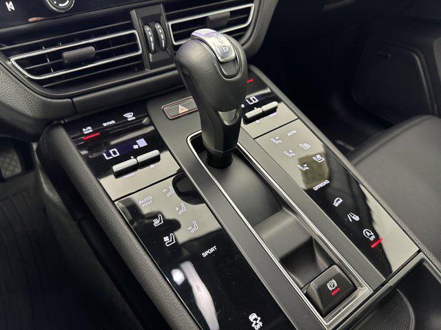 Photo of 2025 Chalk Porsche Macan