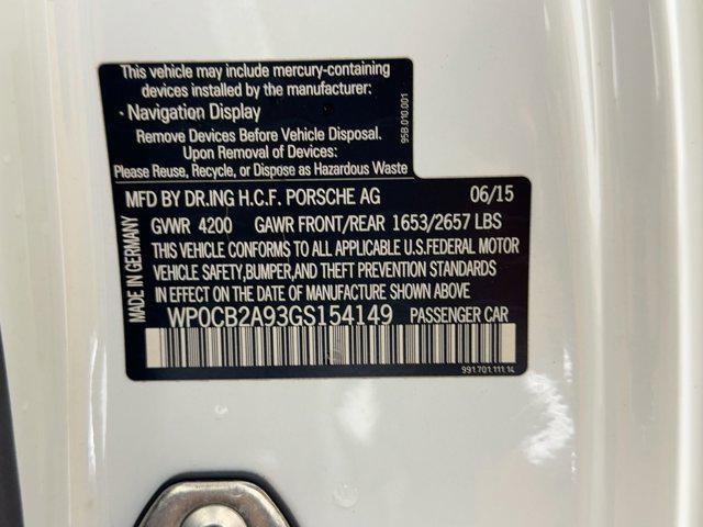 Photo of 2016 Carrara White Metallic Porsche 911