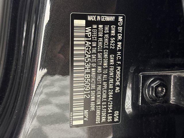 Photo of 2017 Volcano Grey Metallic Porsche Macan