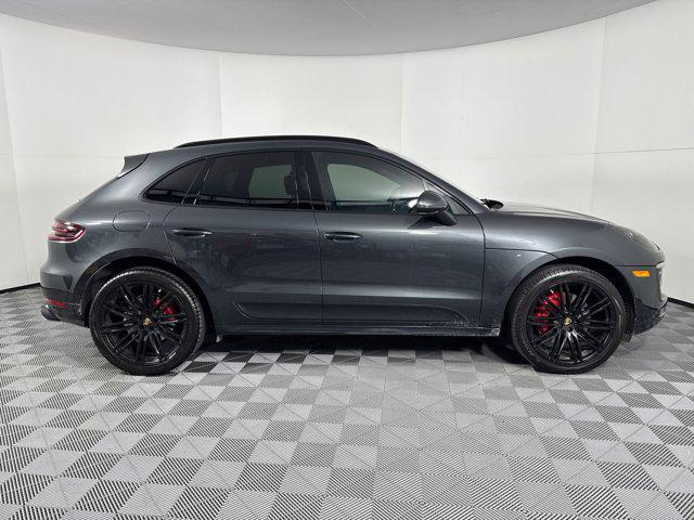 Photo of 2017 Volcano Grey Metallic Porsche Macan