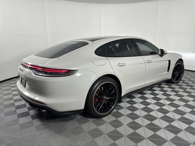 Photo of 2022 Chalk Porsche Panamera